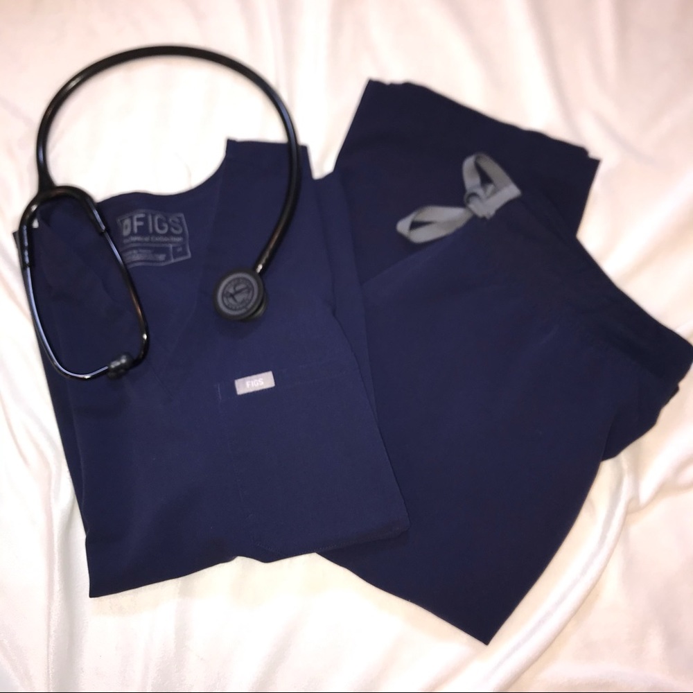 Figs Technical Collection Set in Navy.  Regular Size Medium. Top and Bottom.